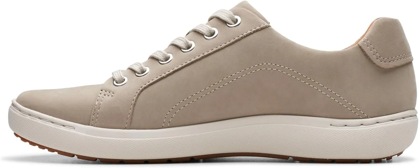 Clarks Women's Nalle Lace Sneaker