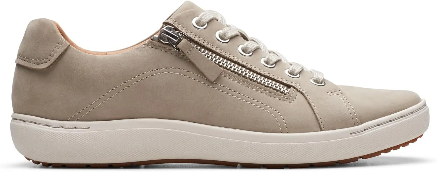 Clarks Women's Nalle Lace Sneaker