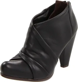 Coclico Women's Orwell Ankle Boot