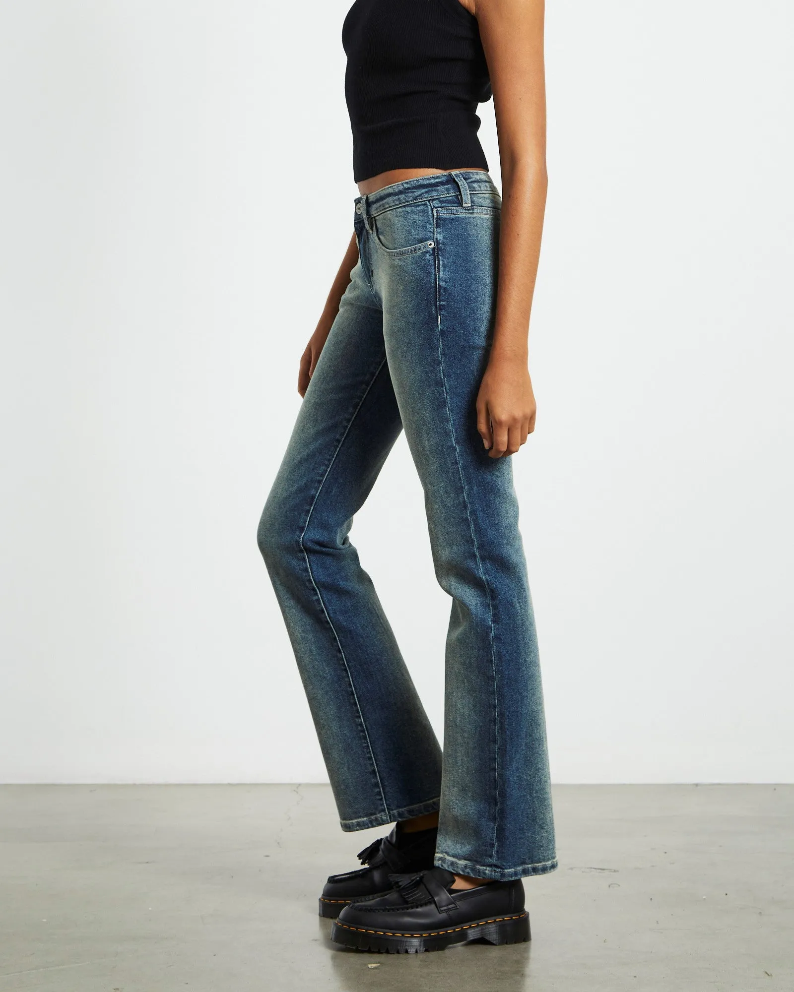 Cyndi Low Rise Boot Cut Jeans Blue