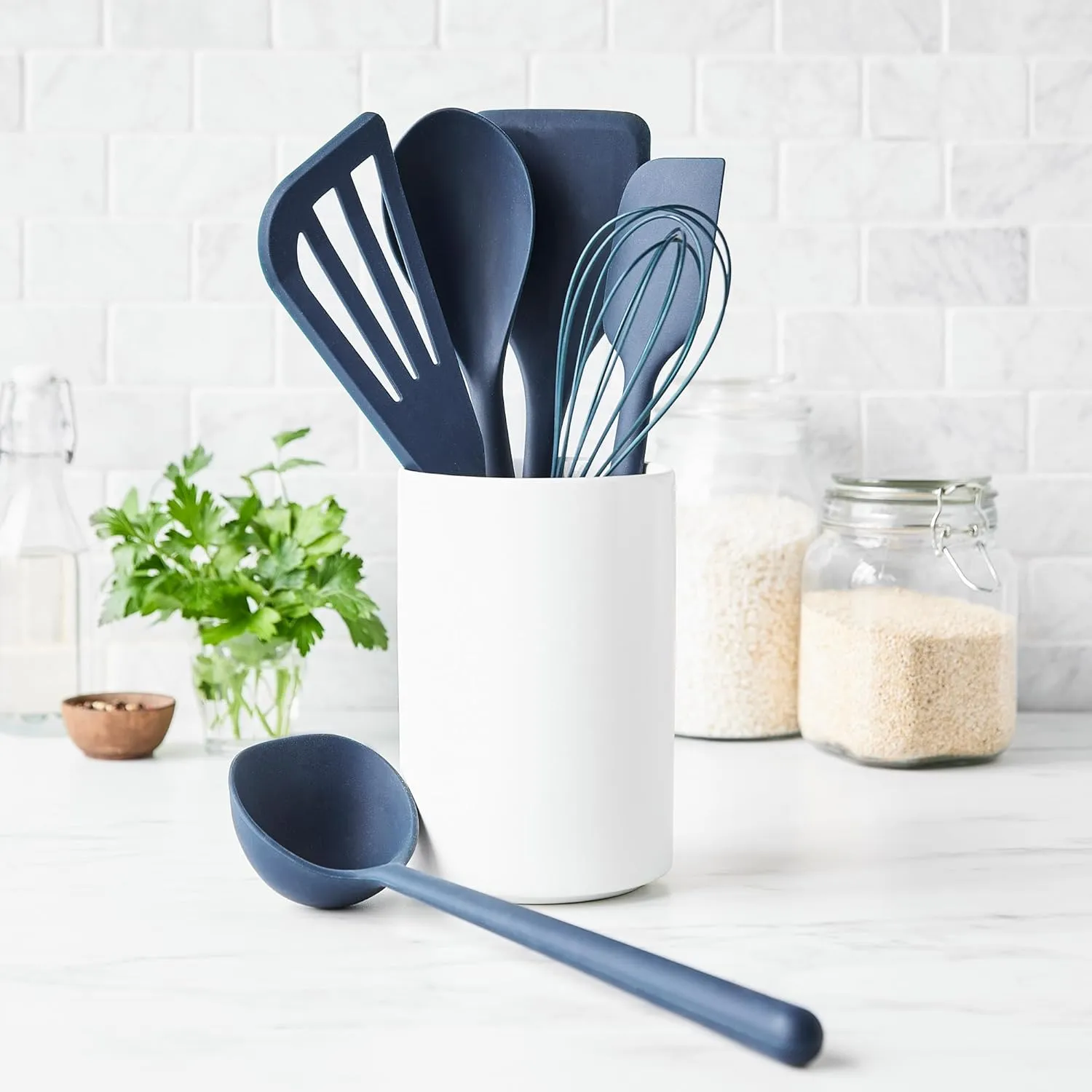 GreenPan Silicone 6 Piece Cooking Utensil Set & Holder, Spoon, Spatulas, Whisk, Ladle, Flexible Nonstick Kitchen Tools, Steel Core Heat-Resistant Anti-Slip Handle BPA-Free Dishwasher Safe, Oxford Blue
