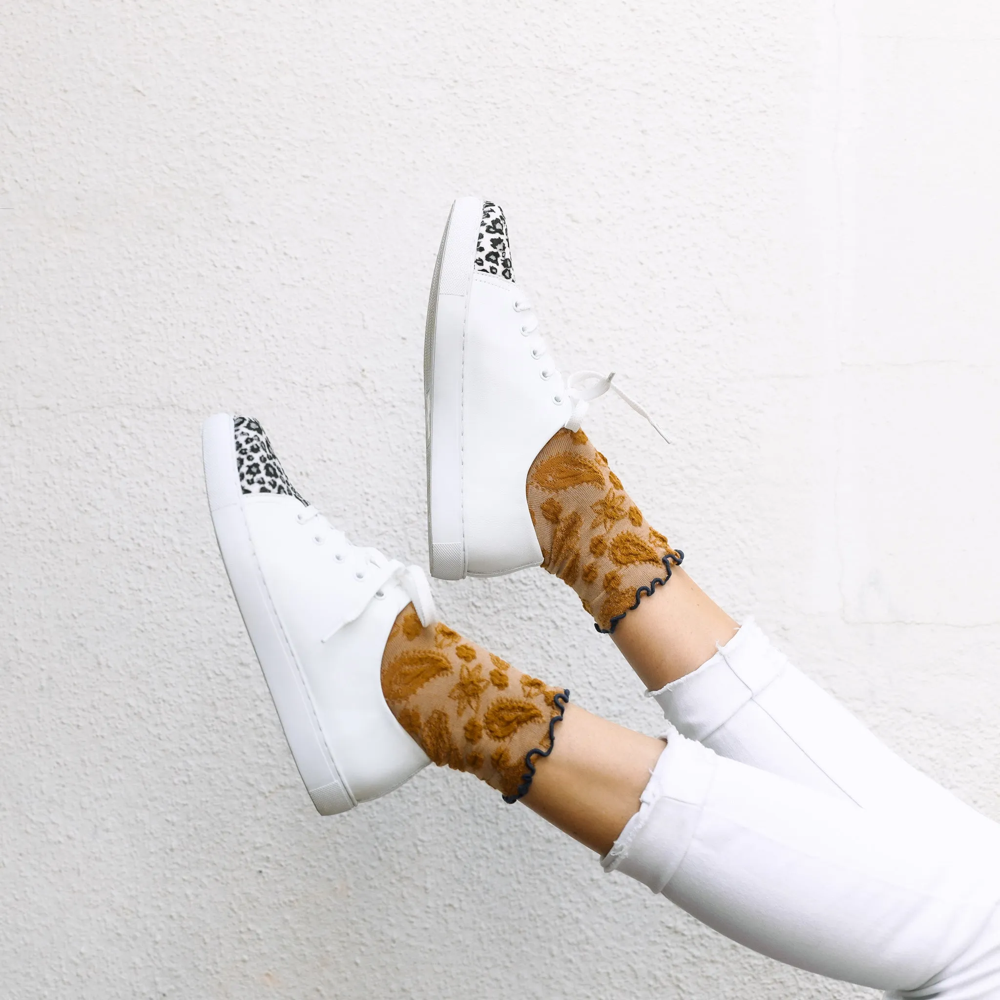 Isabella Sneaker