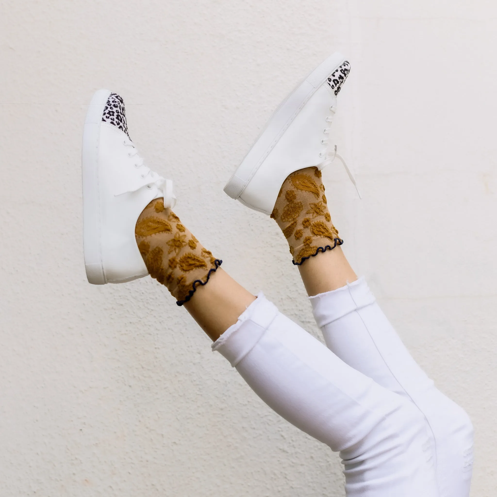 Isabella Sneaker