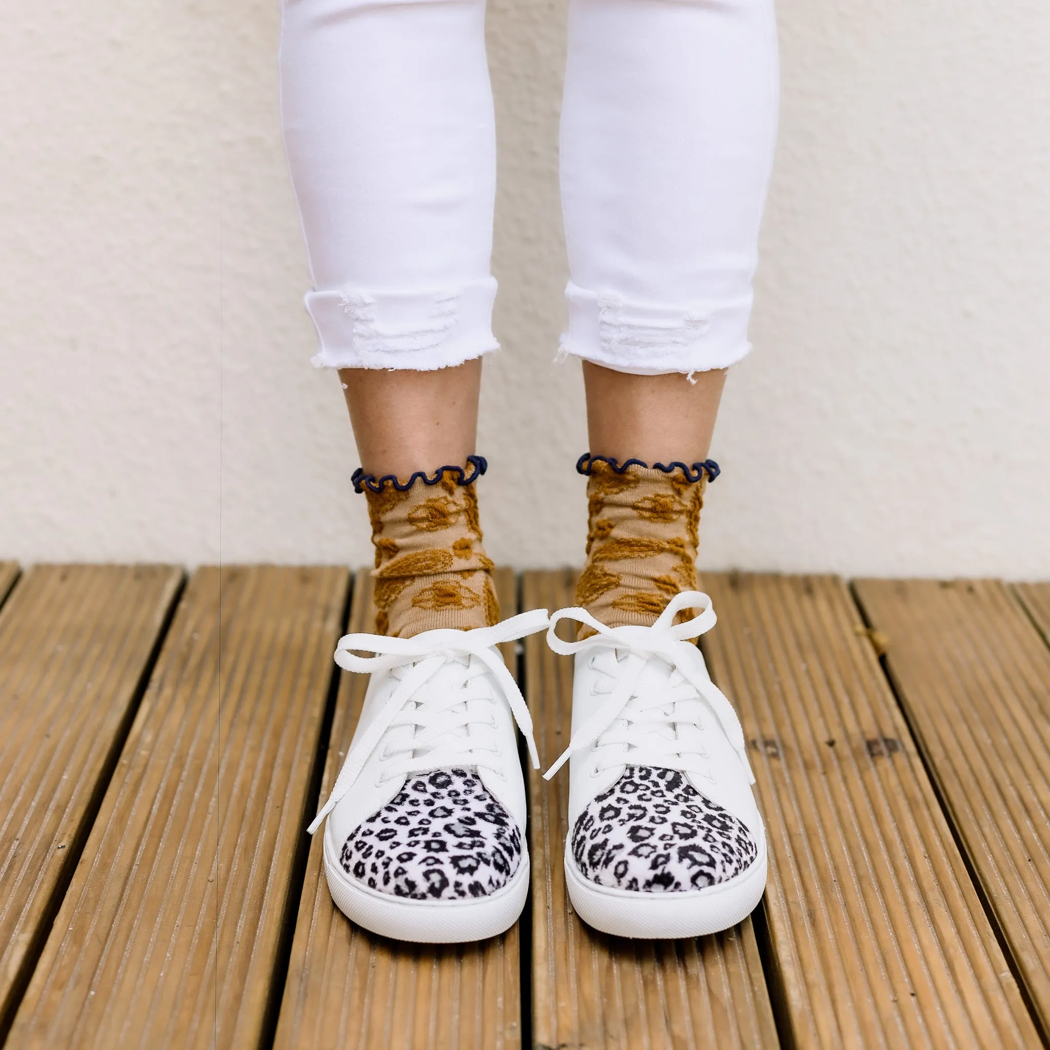 Isabella Sneaker