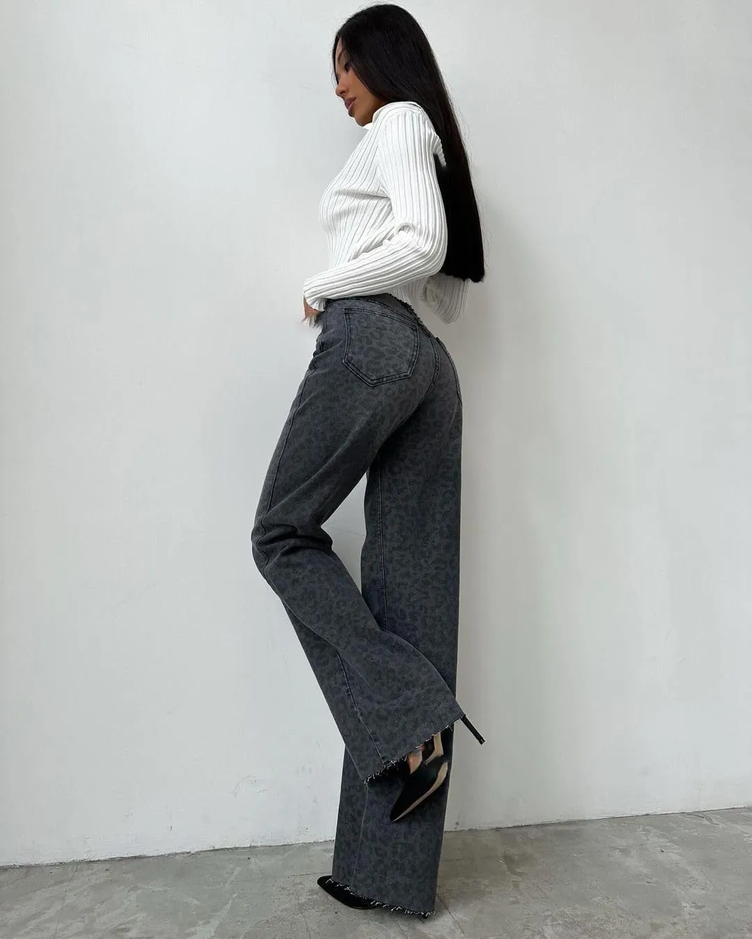 Leopard Jeans for Women High Waist Straight Leg Boot Cut Pants Vintage Loose Fit Baggy Jeans Cheetah Print Pants