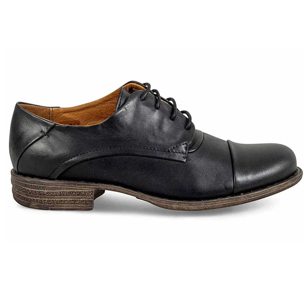 Letty Oxford