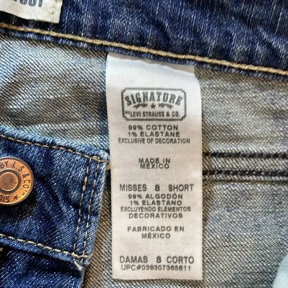 Levi Strauss signature low rise boot cut jeans 8P petite