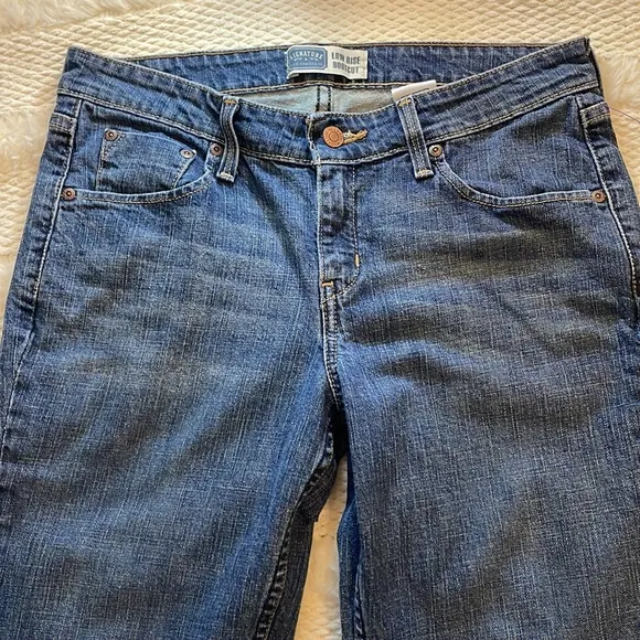 Levi Strauss signature low rise boot cut jeans 8P petite