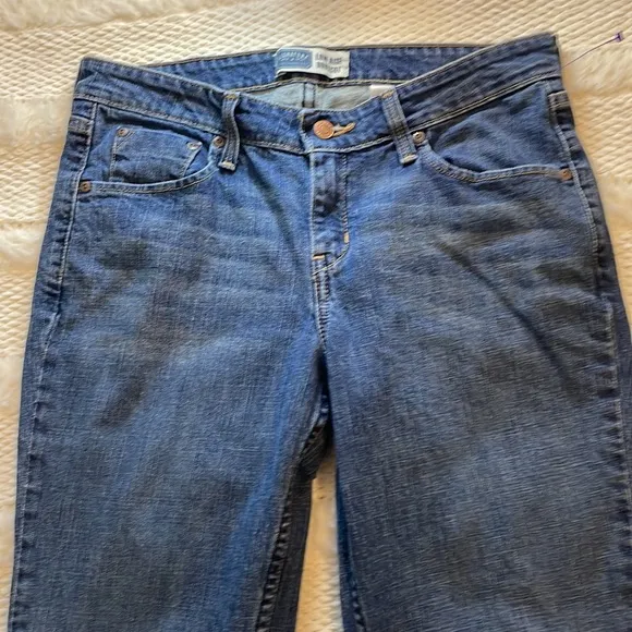 Levi Strauss signature low rise boot cut jeans 8P petite