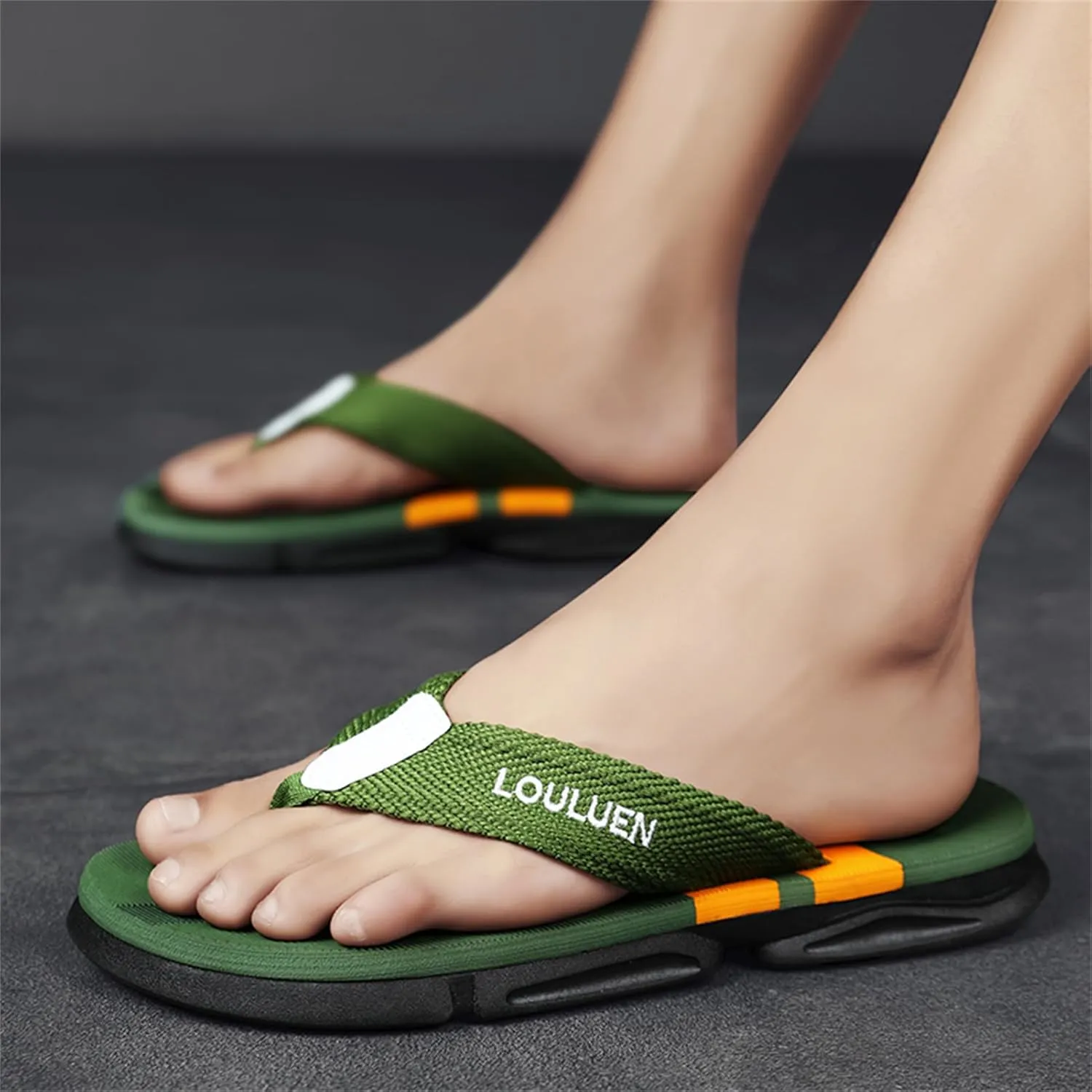 Men's Color Block Summer Flip Flops | Outdoor Leisure Beach Shoes for Men | Men's Slip-on Slippers with Anti-slip Sole