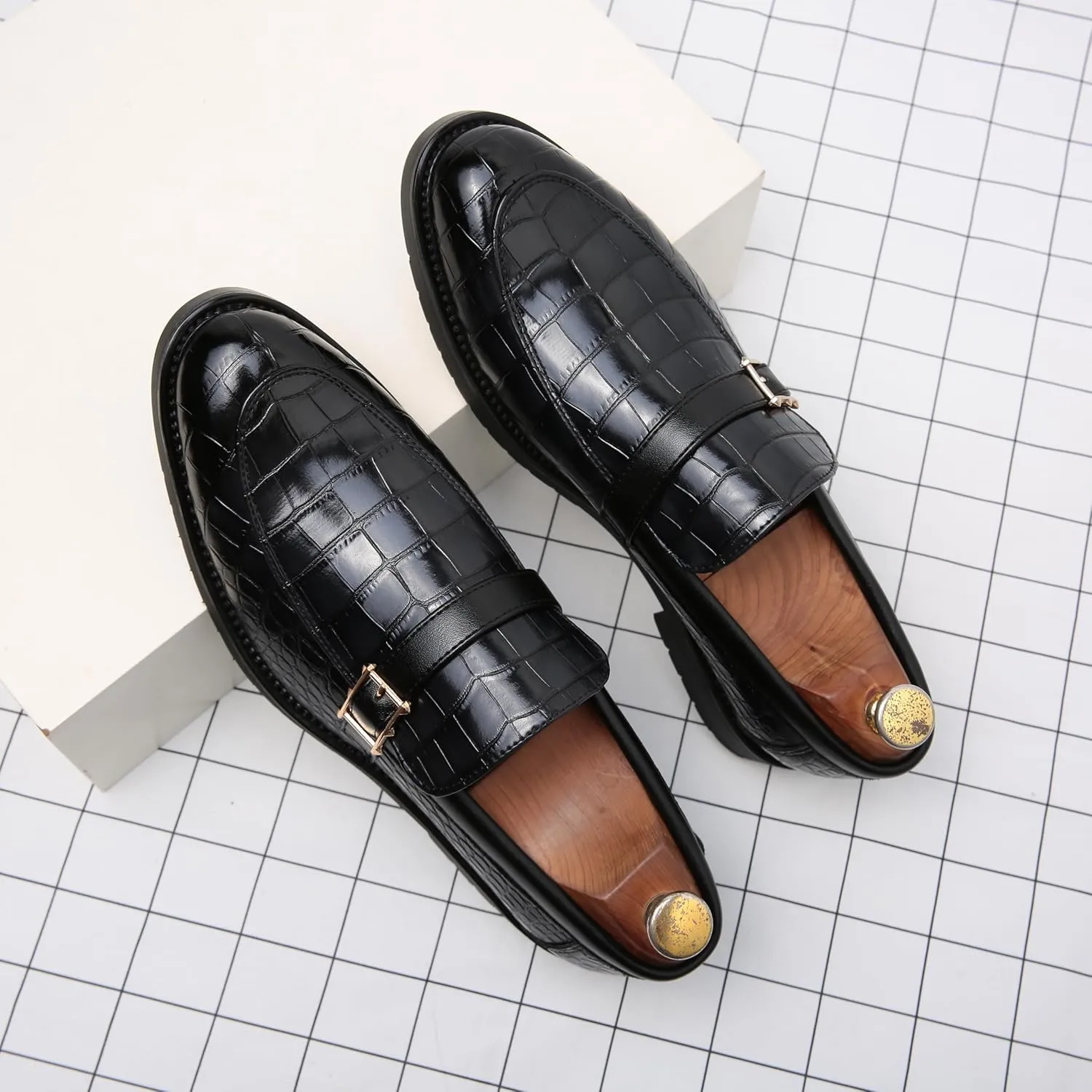 Men's Crocodile Print Pointed Toe Slip On Bit Loafer Shoes - Stylish Formal Dress Shoes for Wedding Party