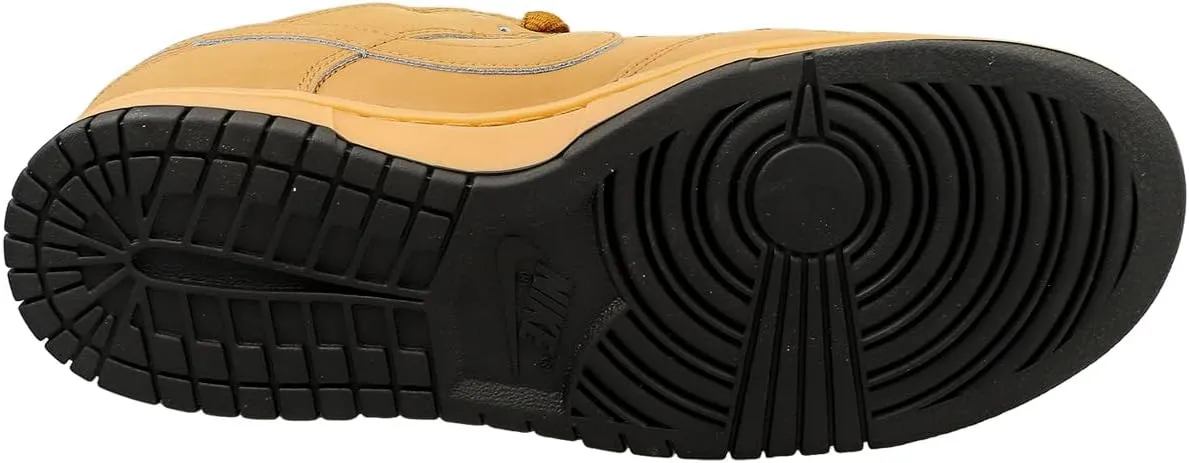 Nike Men's Dunk Low Retro Se Sneaker