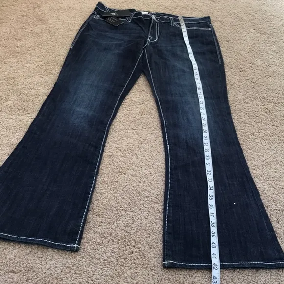 NWT! Rock and Republic 14M midrise Kassandra jeans