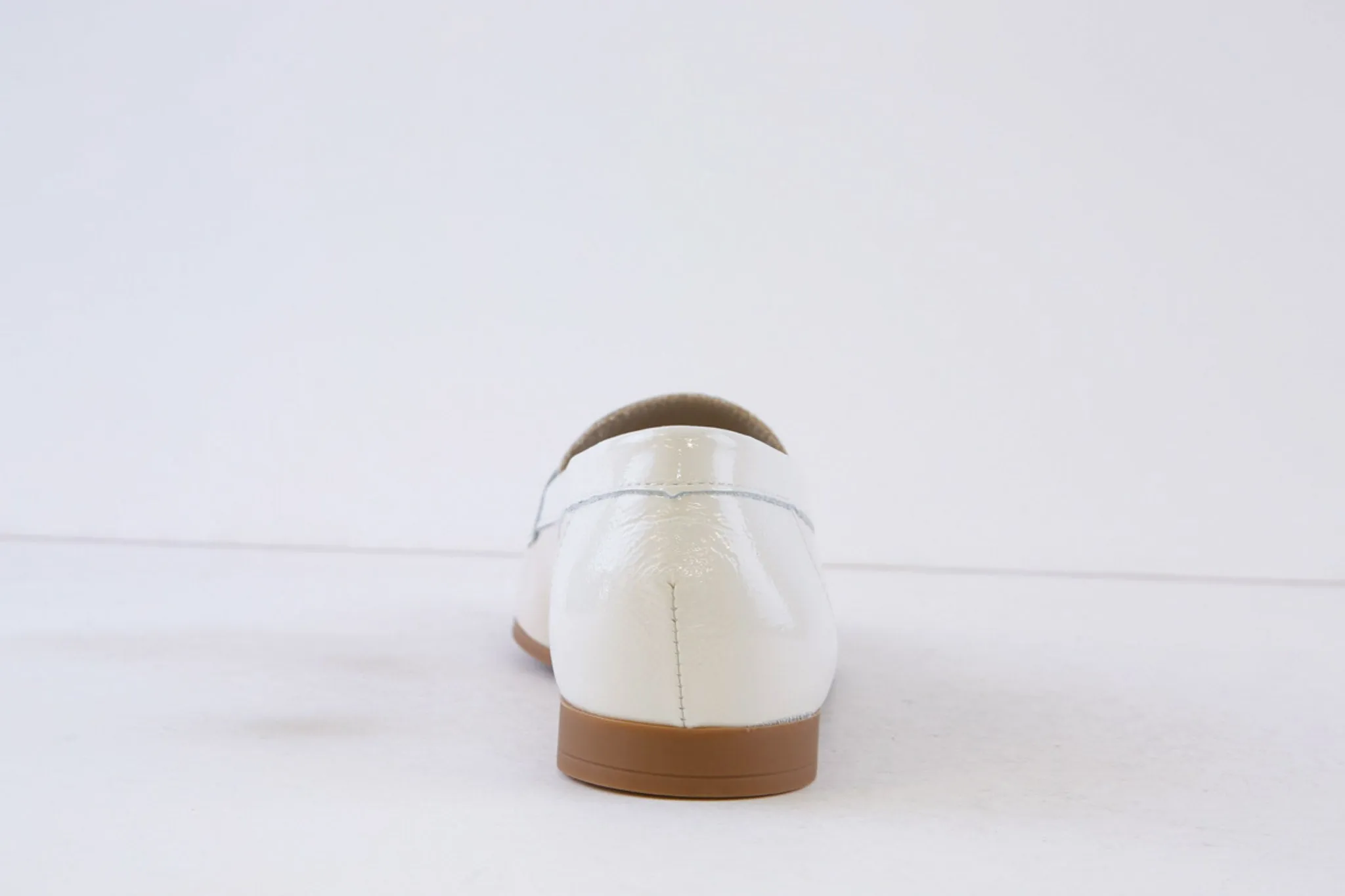 PITILLOS - 10472 LOW HEEL SLIP-ON SHOE - CREAM/GOLD/WHITE