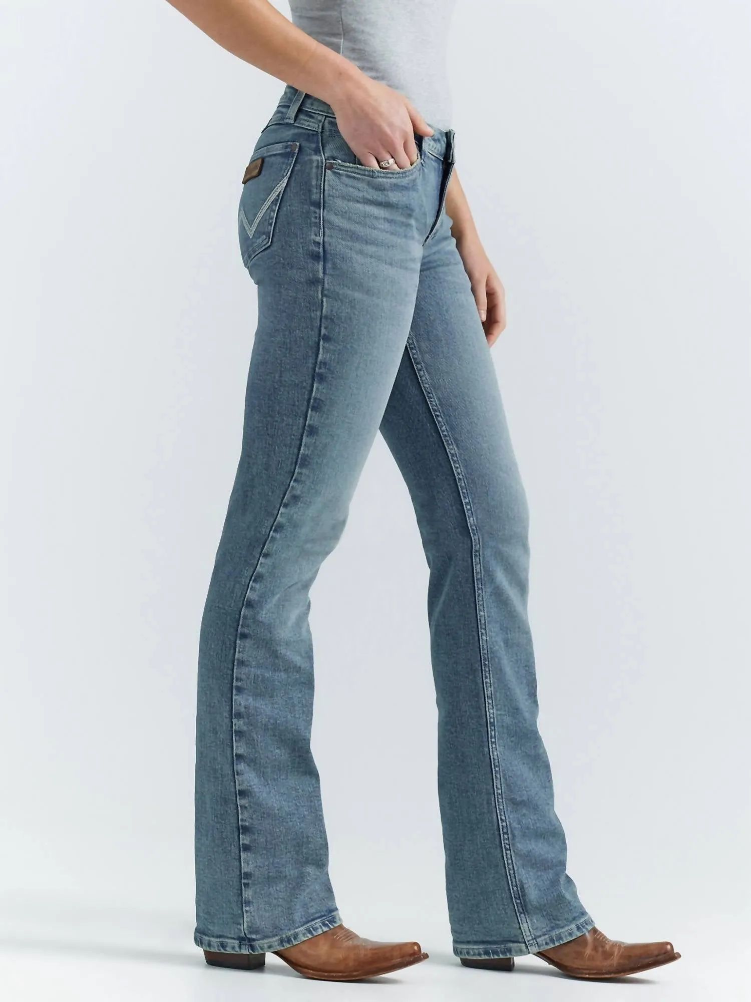 Retro Mae Mid Rise Boot Cut Jean In Alaina