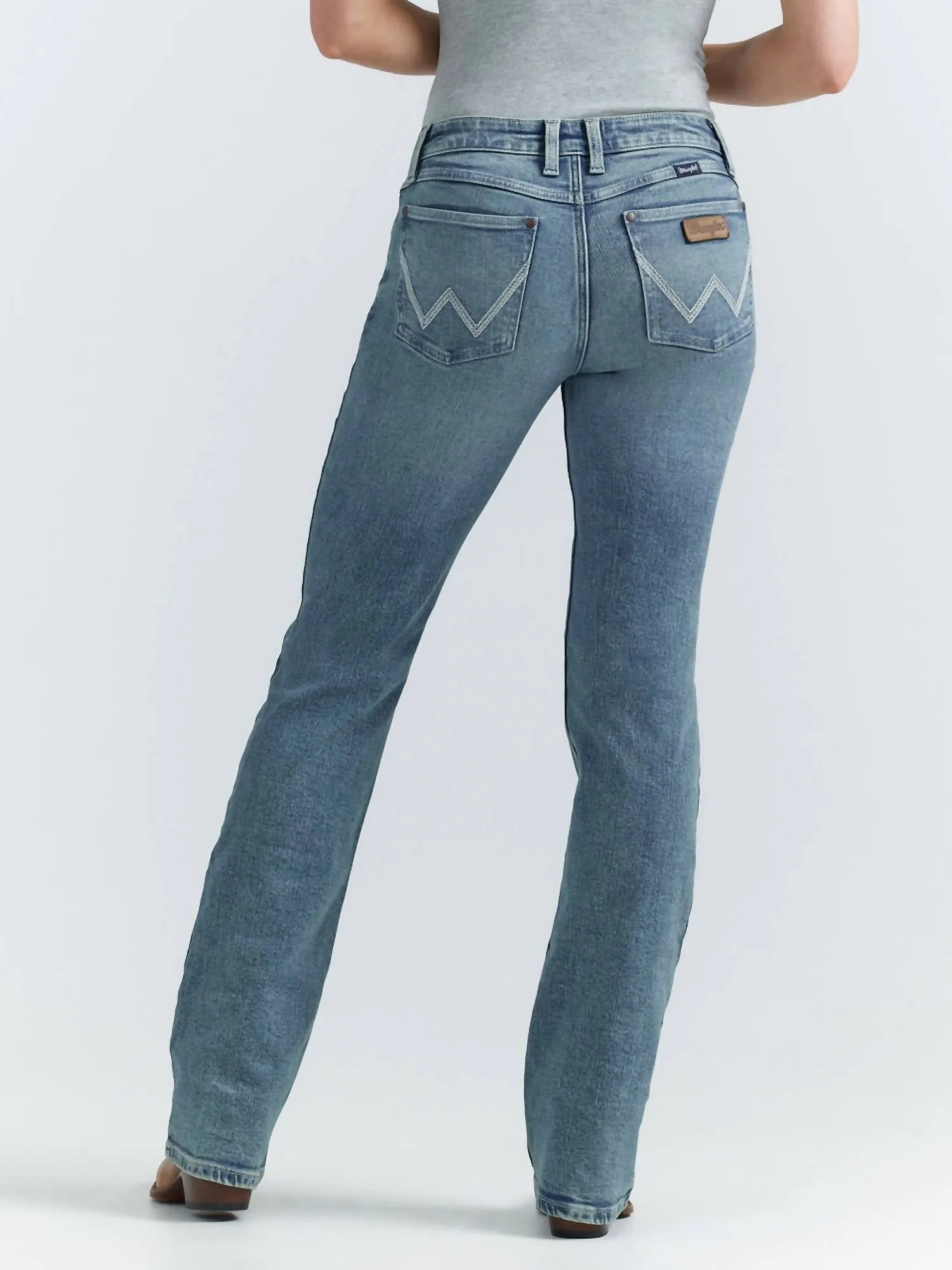 Retro Mae Mid Rise Boot Cut Jean In Alaina