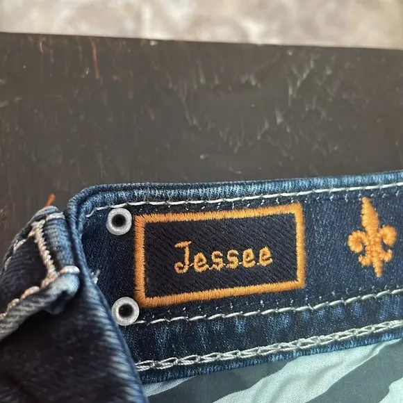 Rock Revival Jessee Mid Rise Boot Cut Jeans Size 26.