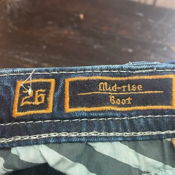 Rock Revival Jessee Mid Rise Boot Cut Jeans Size 26.