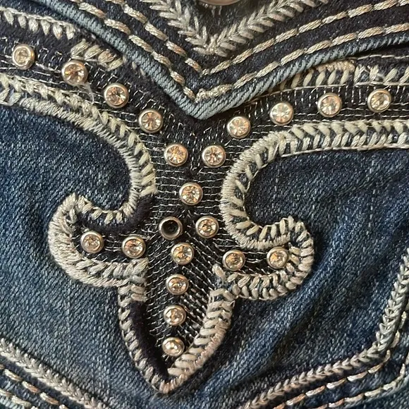 Rock Revival Jessee Mid Rise Boot Cut Jeans Size 26.