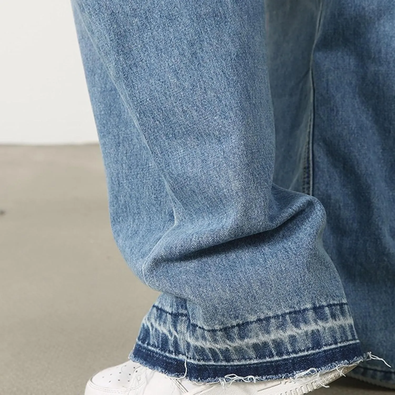 Skateboard Hip Hop Streetwear Trousers Men Loose Fit Wide Leg Denim Pants Comfortable Flexible Pants for Mens