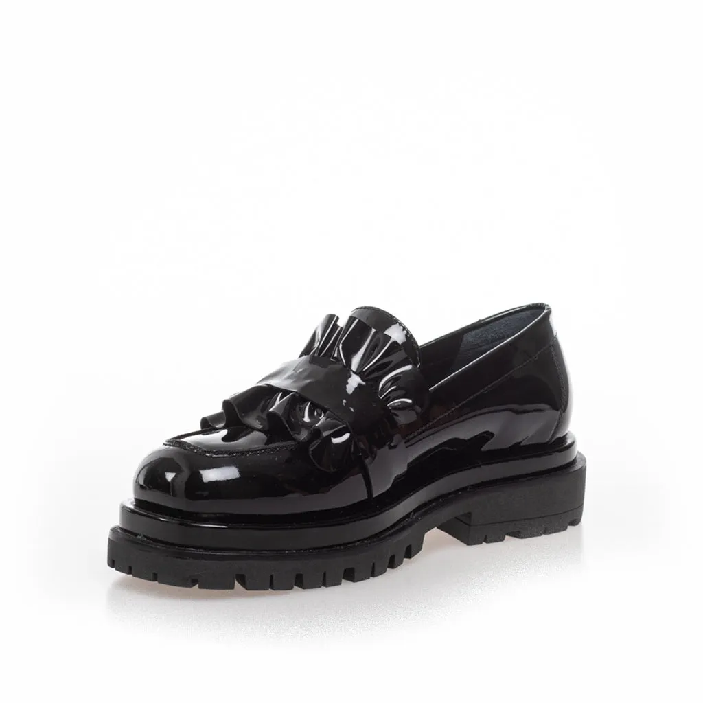 THE FAME SHOE - Black patent