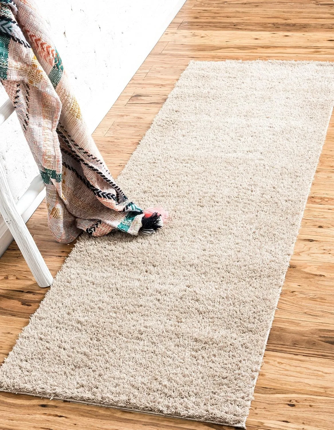Unique Loom Studio Solid Shag Collection Urban Modern Super Soft & Plush Area Rug, 2 ft x 6 ft 7 in, Taupe