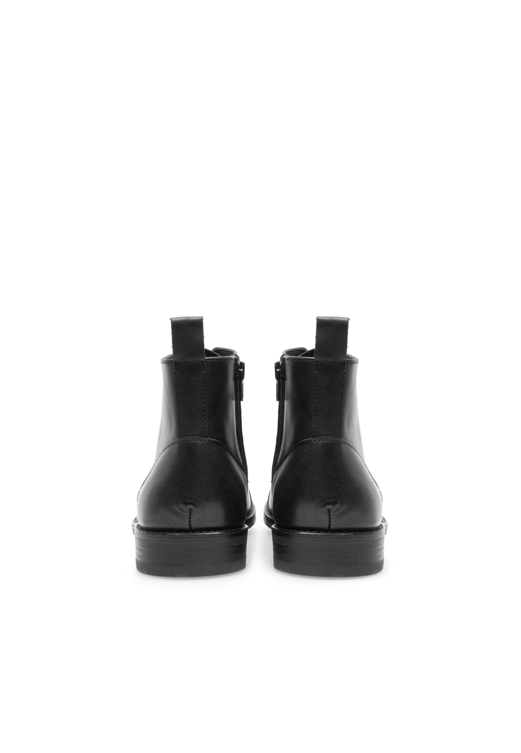 Velvel Leather*
