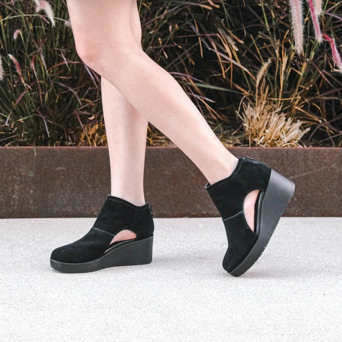 VOLATILE Women's Bianca Ankle Boot