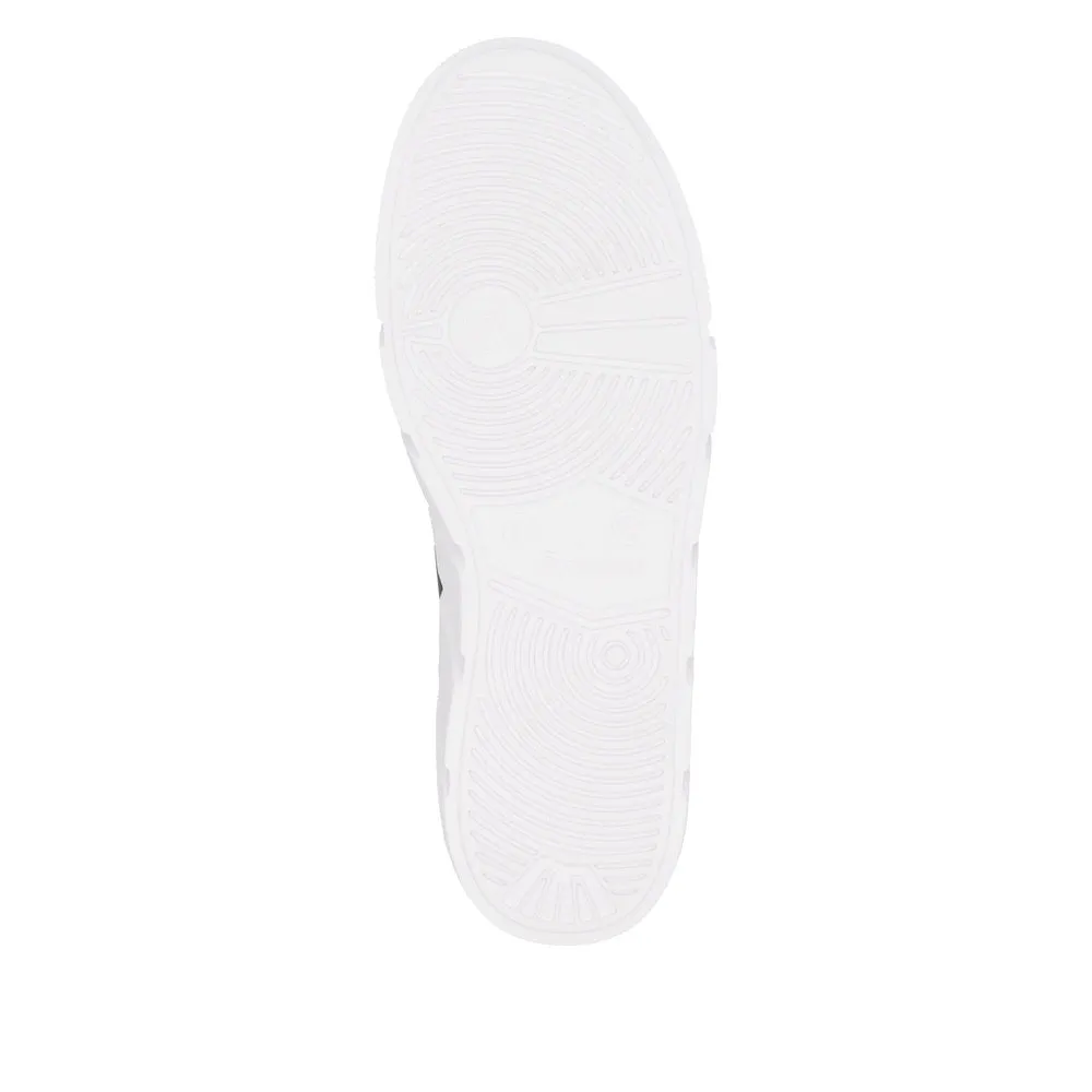 W2605 Lace Up Sneaker