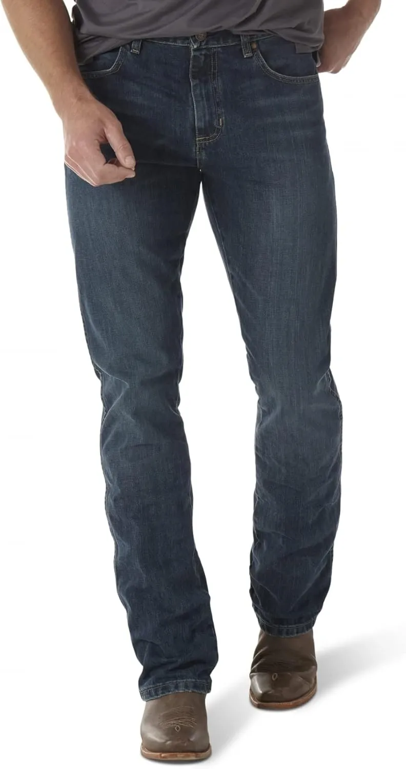 Wrangler Men's Retro Slim Fit Boot Cut Jean