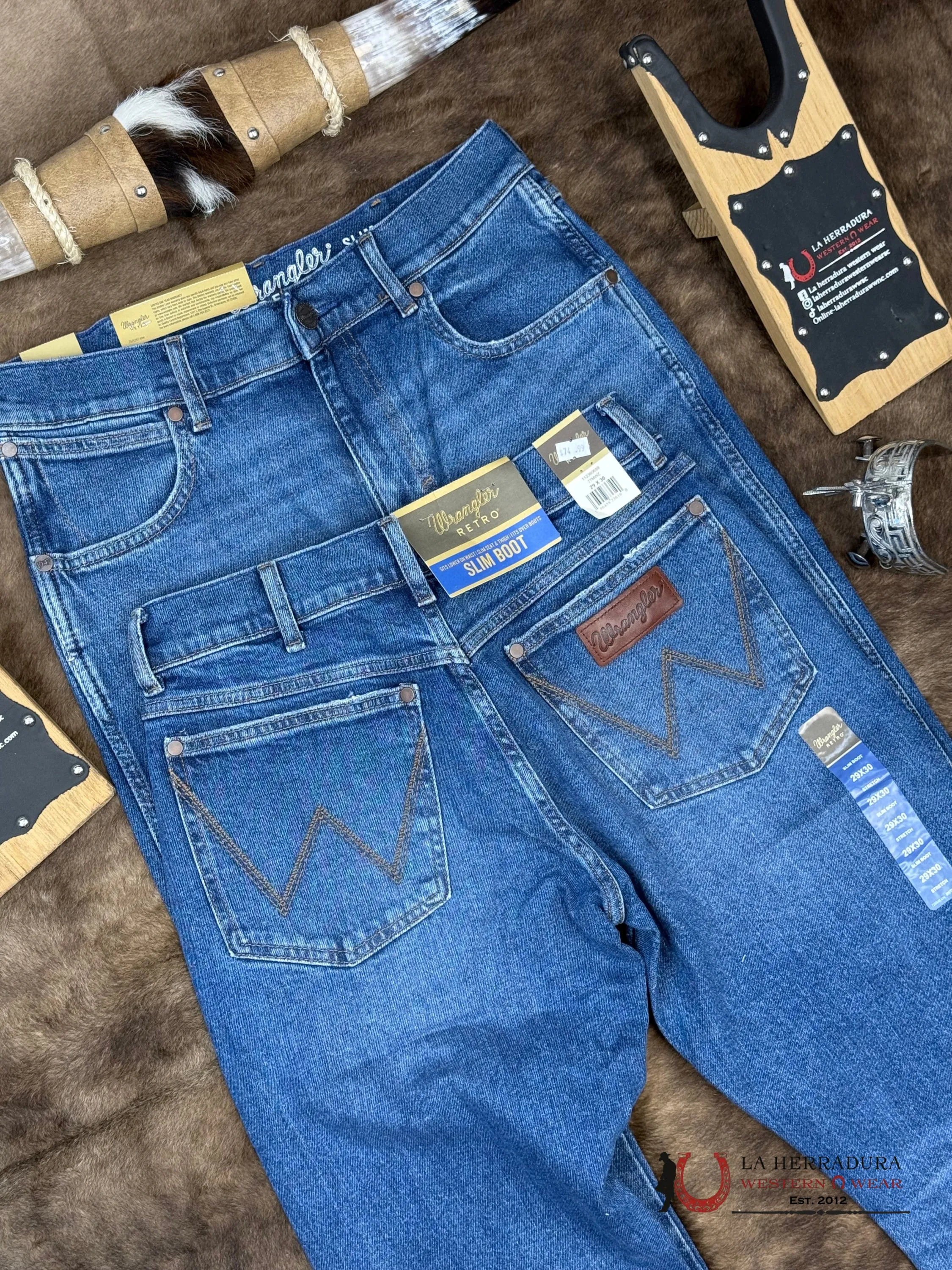WRANGLER Slim BootCut Light Washed Jean 0659- 77MWZ
