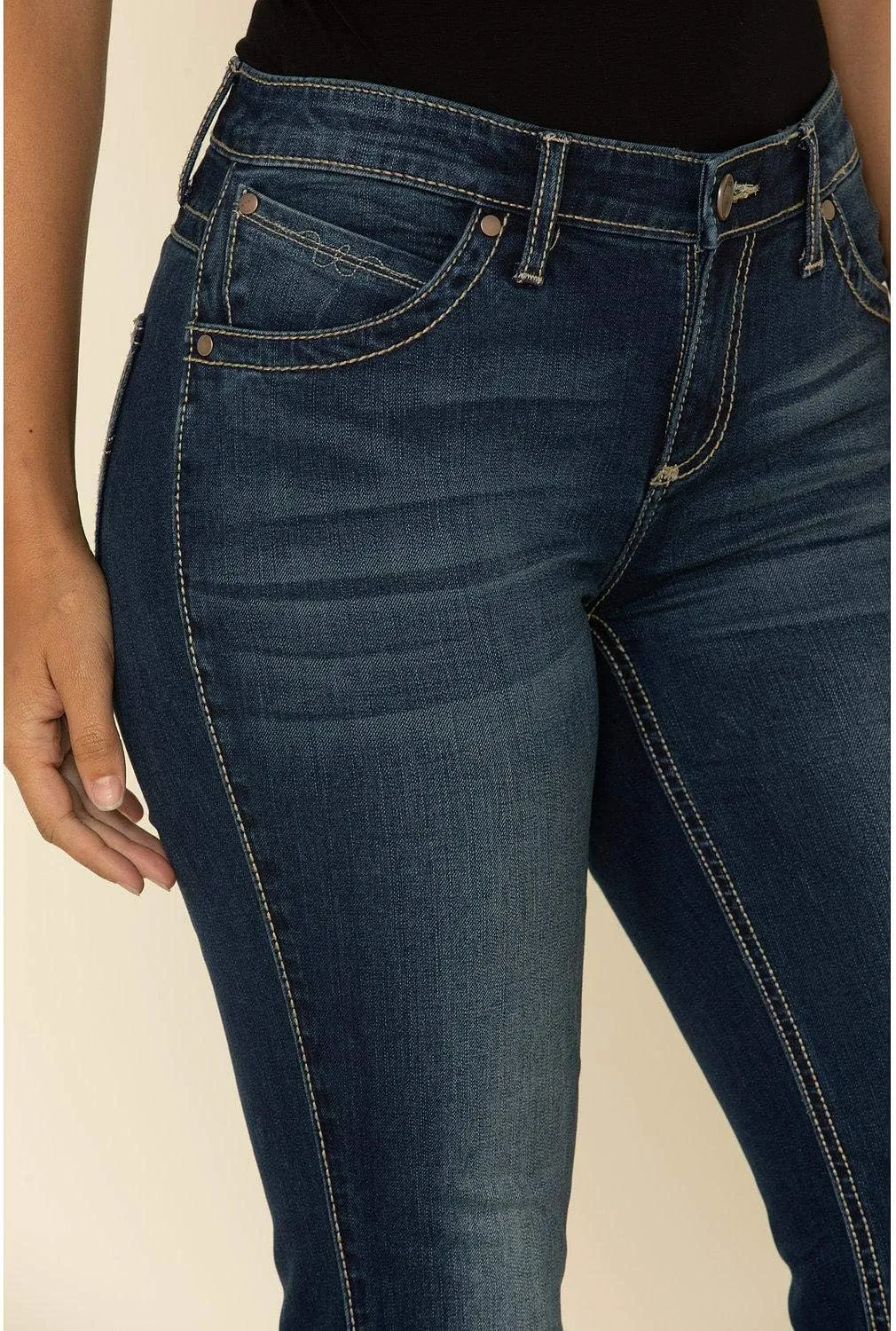 Wrangler Women's Q-Baby Mid Rise Boot Cut Ultimate Riding Jean-Discontinued
